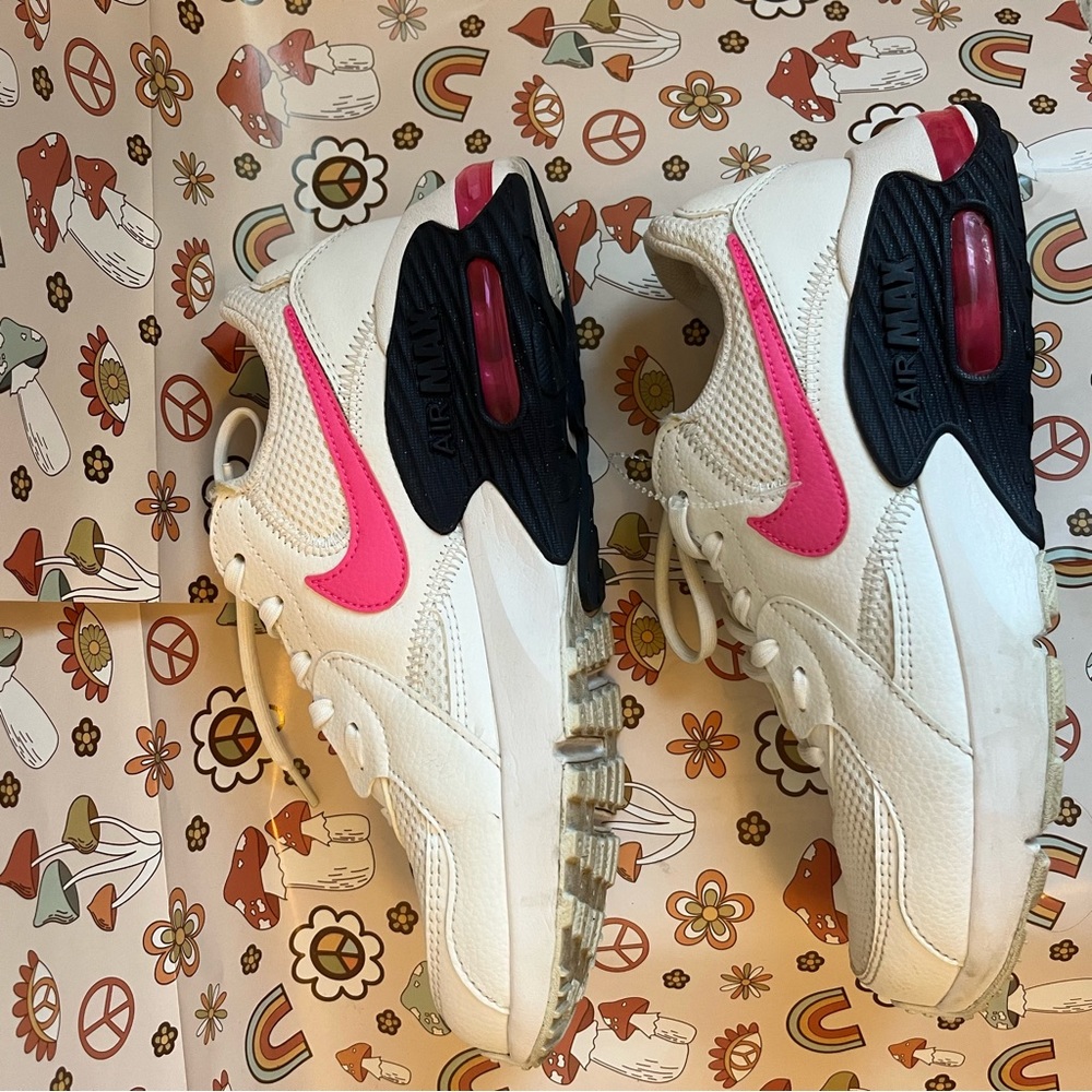 Nike Air Max White and Pink Sneakers